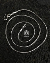 Fox chain in 92.5 Sterling Silver.Opens at one end for ease of putting in the pendant.