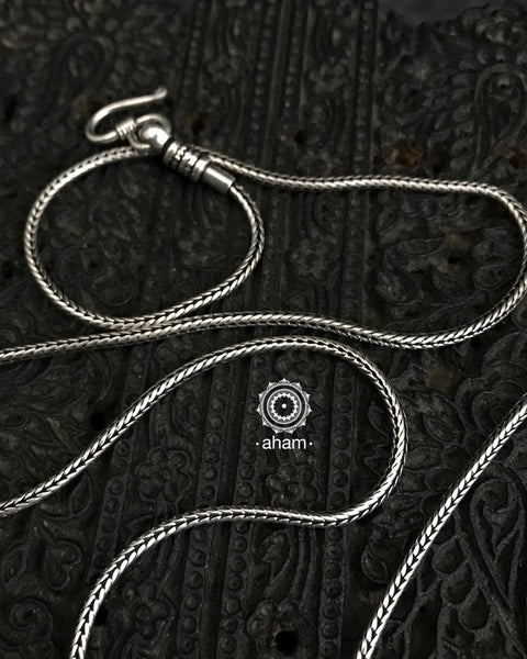 Fox chain in 92.5 Sterling Silver.Opens at one end for ease of putting in the pendant.