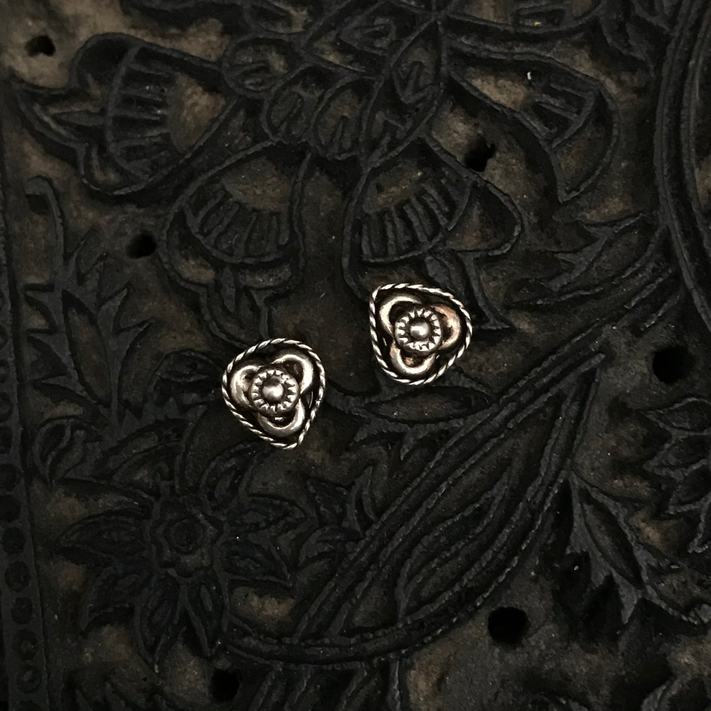 Crafted in 92.5 silver with a stunning gold polish, these Earrings feature a beautiful interpretation of the lotus flower. The intricate design showcases exceptional craftsmanship and adds a touch of elegance to any outfit. Elevate your style with these unique and timeless earrings.