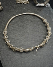 Vintage tribal silver hasli with Twist wire work. Opens in the front.