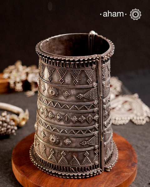 A statement Vintage Silver Arm Cuff. Traditionally worn in the arm.