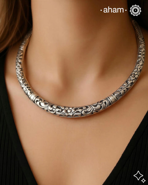 Floral Chitai Silver Hasli