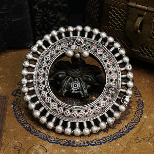 Vintage Pacheli Silver Kada from Rajasthan. Beautiful piece from a bygone era, that bring back memories and stories of that time. 