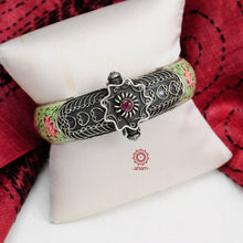 Meena Work Silver Kada (Size: 2.5, Openable)