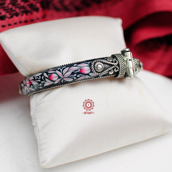 Meena Work Silver Kada (Size: 2.4, Openable)