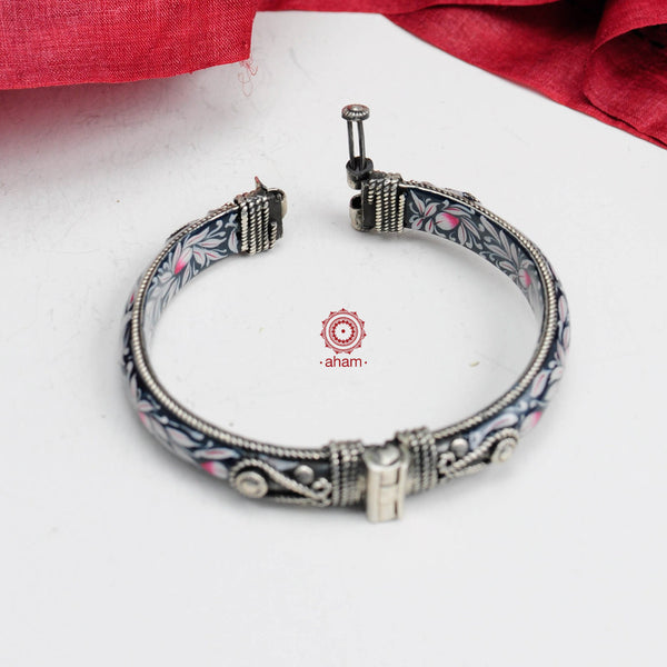 Meena Work Silver Kada (Size: 2.4, Openable)