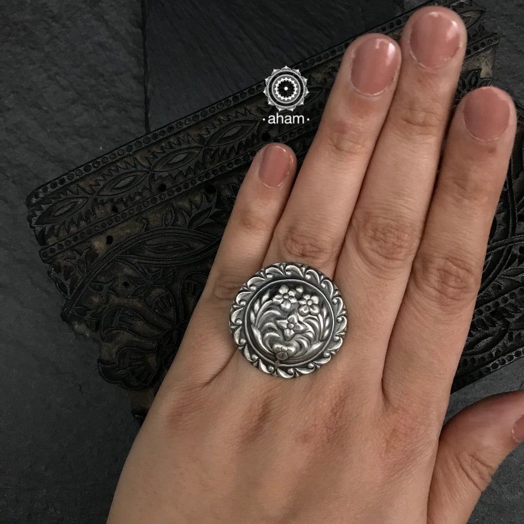 Handcrafted Mewad adjustable ring in 92.5 sterling silver.