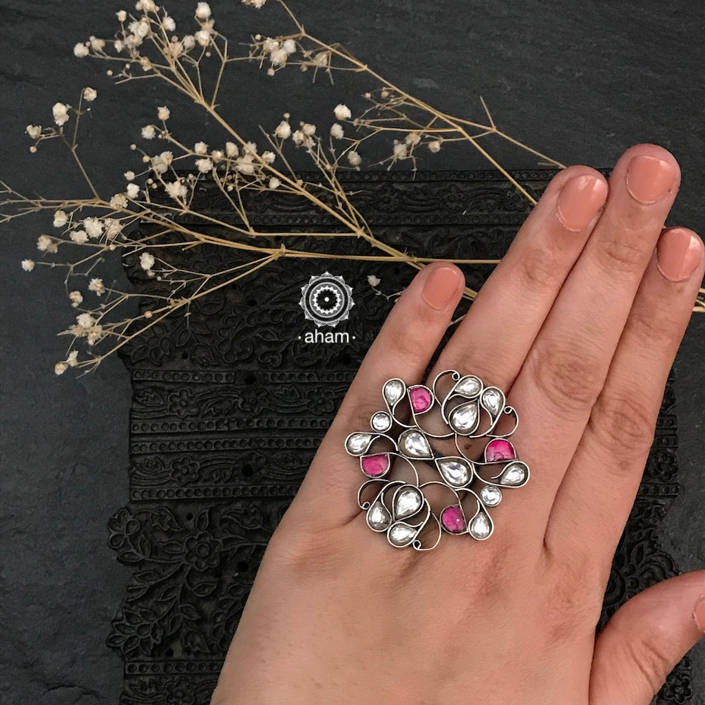 Kundan ring crafted in silver. Perfect for festivities and occasions. 