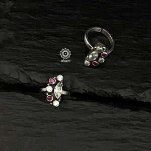 Zircon and Maroon Stone Silver Toe Ring
