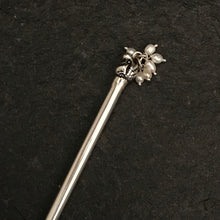 Bun / Juda Pin in silver. Tie your hair up in this beautiful ethnic silver pin