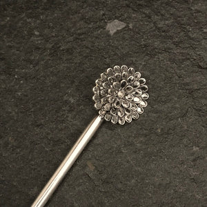 Bun / Juda Pin in silver with beautiful zircon setting flower top. Tie your hair up in this beautiful ethnic silver pin.