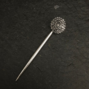 Bun / Juda Pin in silver with beautiful zircon setting flower top. Tie your hair up in this beautiful ethnic silver pin.
