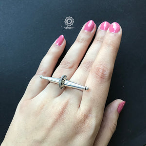 Silver Adjustable Two Finger Ring 