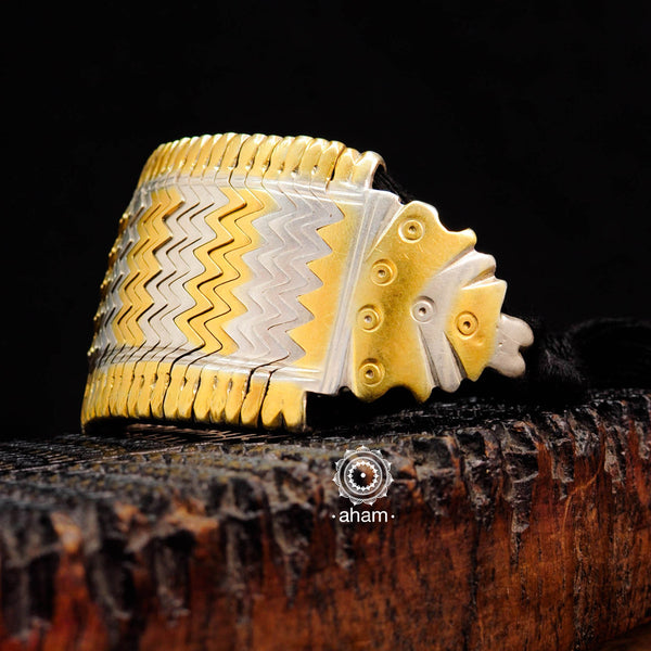 Handcrafted tribal dual tone silver pauchi. Beautiful handband from a bygone era, that bring back memories and stories of that time. 