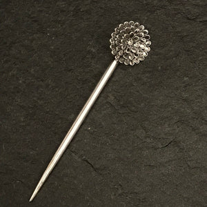 Bun / Juda Pin in silver with beautiful zircon setting flower top. Tie your hair up in this beautiful ethnic silver pin.
